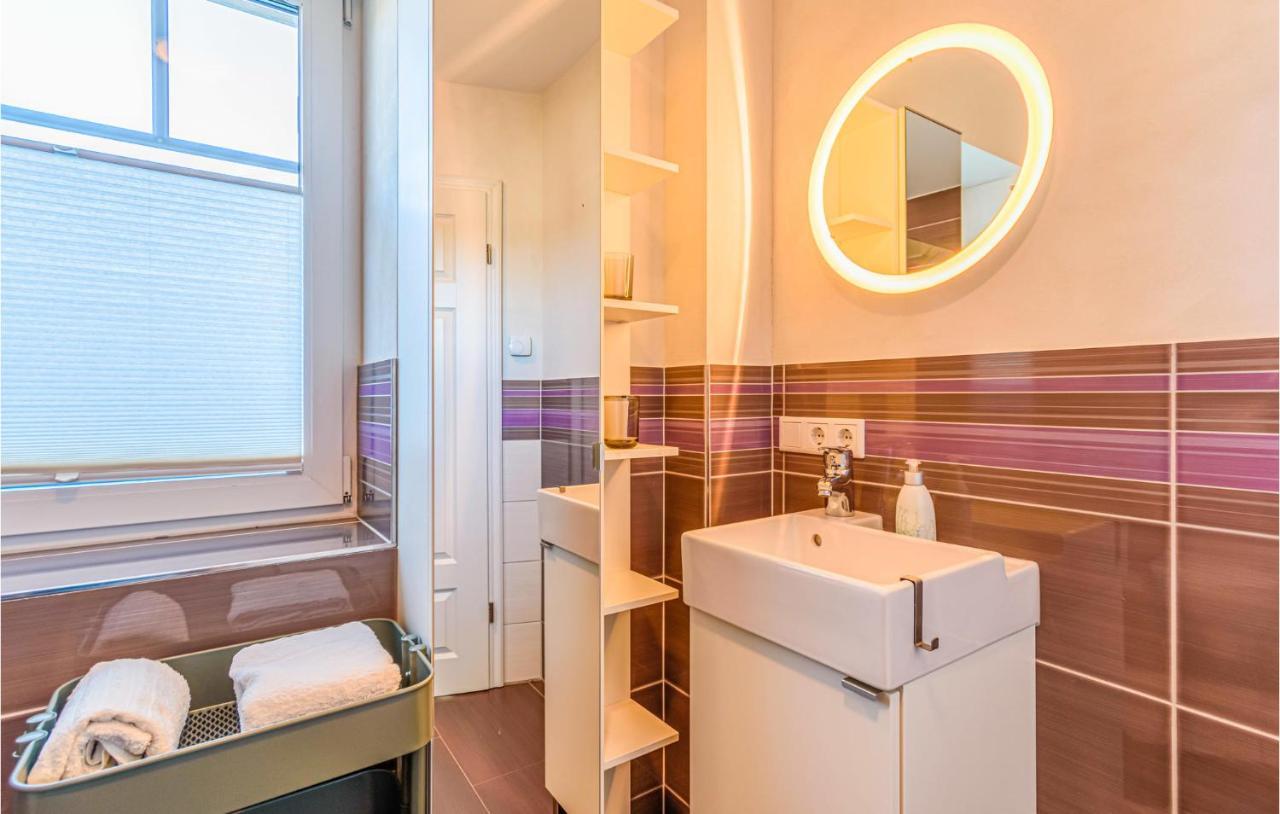 Amazing Apartment In Langenhorn With Kitchen Екстер'єр фото